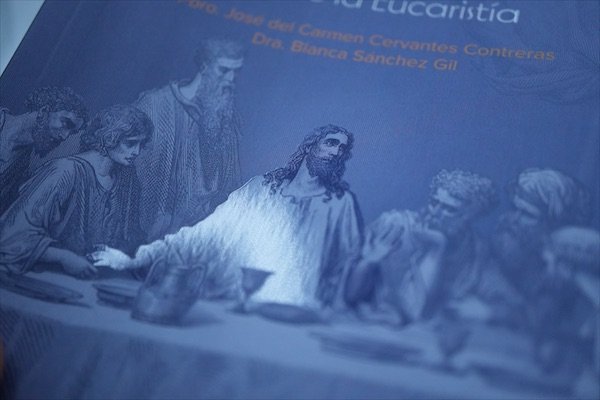 Libro impreso y encuadernado en planta