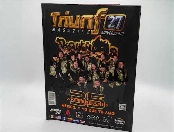 Triunfo 27 — revista conmemorativa